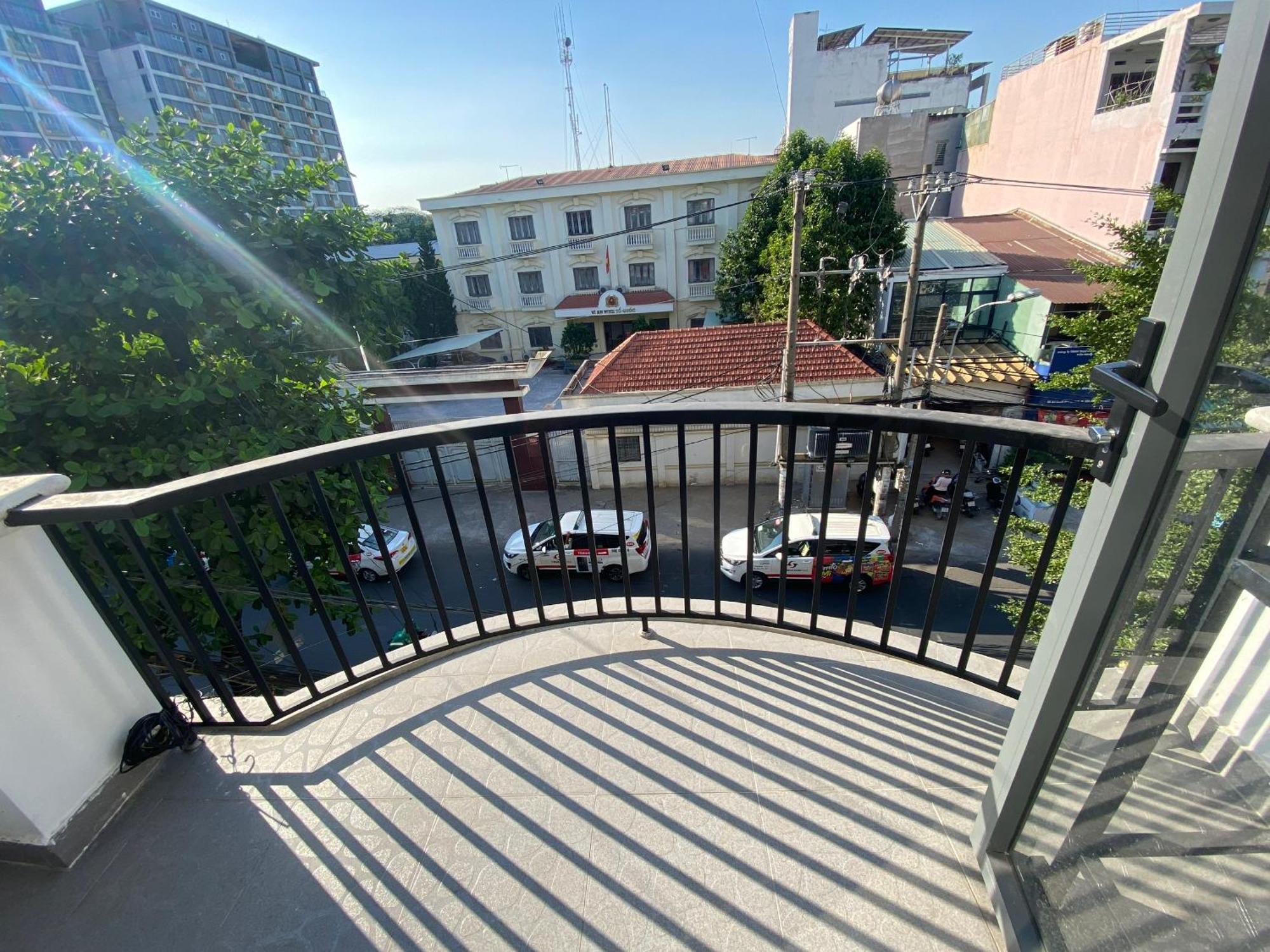 Start House Dorm Walk 5 Minutes To The Airport Apartman Ho Si Minh-város Kültér fotó
